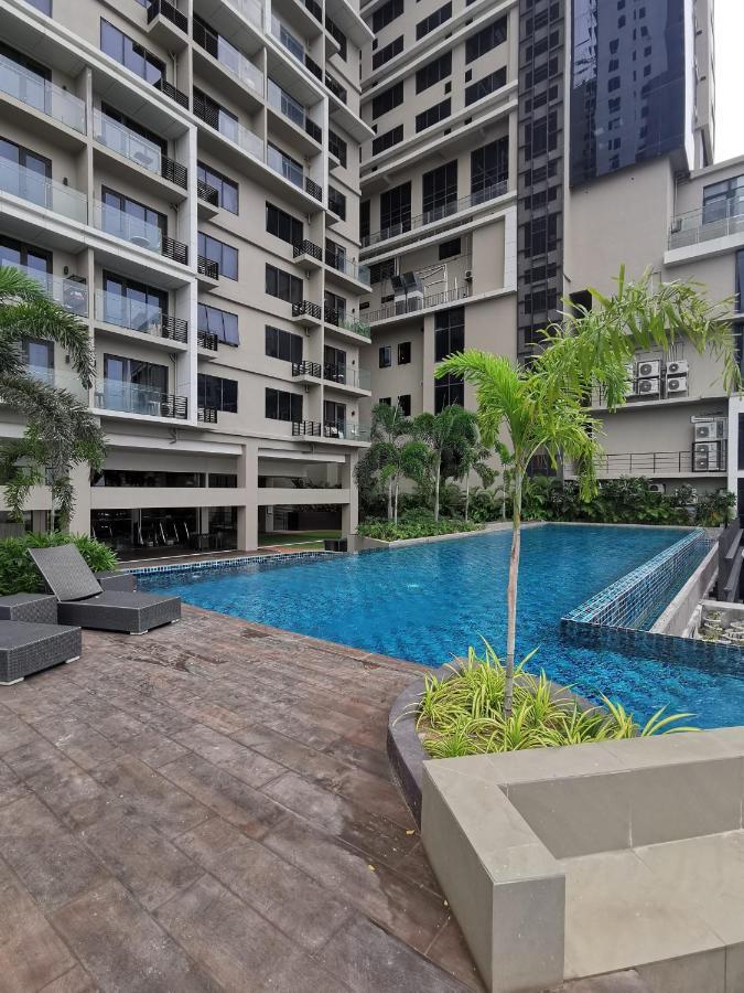 Baseline Premier - Studio With Mountain View Cebu ภายนอก รูปภาพ